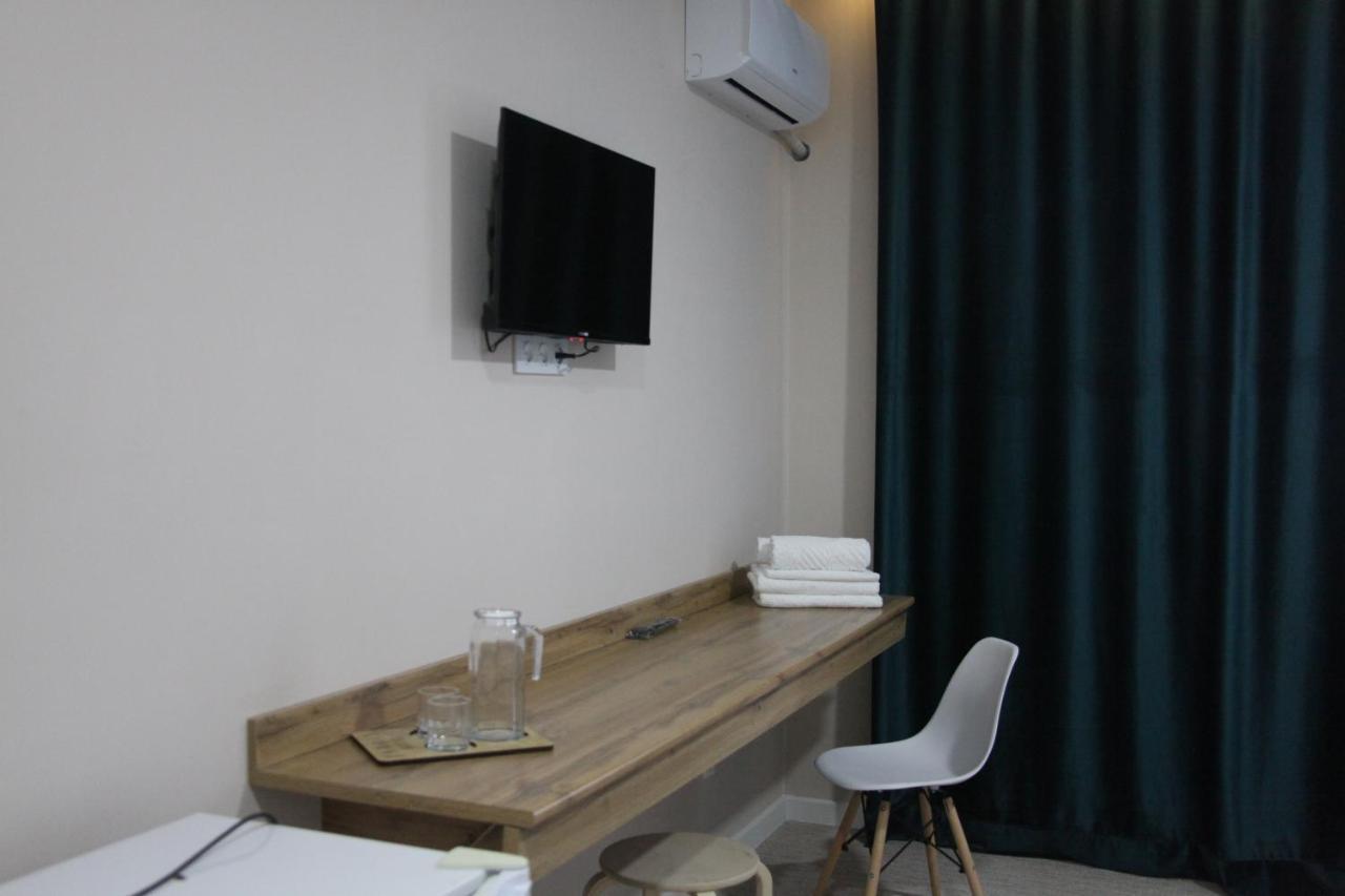 Jardin Hotel Актобе Екстериор снимка